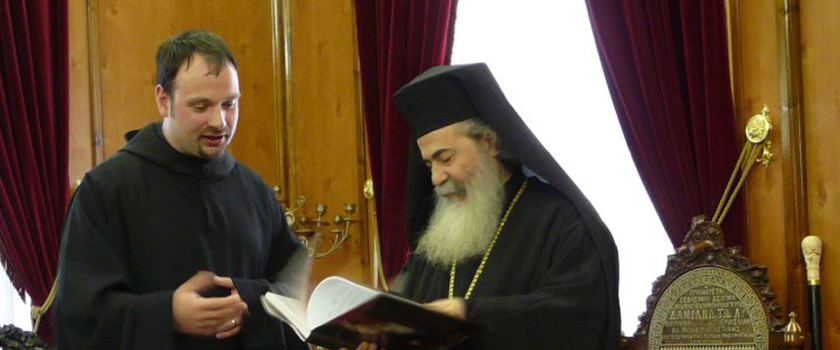 Bruder Nikodemus besucht mit den Studenten den griechisch-orthodoxen Patriarchen Theophilus III.