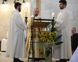 Dankvesper in der Brotvermehrungskirche.