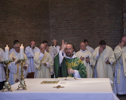 Primiz von Pater Josef in Dormagen und Gemeindefest (Foto: Hans-Rolf Conrad).