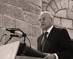 Die Laudatio: Botschafter Dr. Clemens von Goetze.