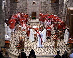 Der Weihegottesdienst: Befragung des Kandidaten.