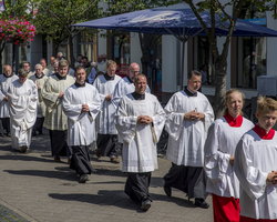 Primiz von Pater Josef in Dormagen und Gemeindefest (Foto: Hans-Rolf Conrad).