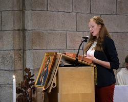 Der Weihegottesdienst: Lesung.