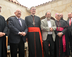 Ein hochoffizielles Gruppenfoto.