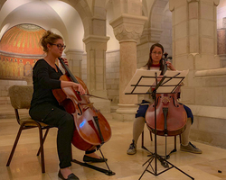 Musikalisches Rahmenprogramm der kleinen Gebets- und Segensfeier.