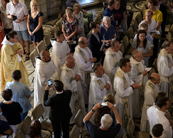 Primizmesse: Liturgischer Einzug.