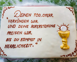Die Primiztorte mit dem Weihespruch.