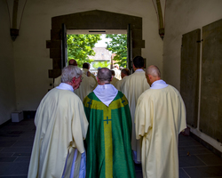 Primiz von Pater Josef in Dormagen und Gemeindefest (Foto: Hans-Rolf Conrad).
