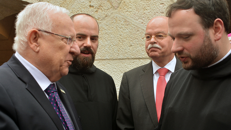 Präsident Rivlin, Prior Basilius, Botschafter von Goetze und Prior-Administrator Nikodemus.